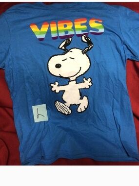 Snoopy tshirt